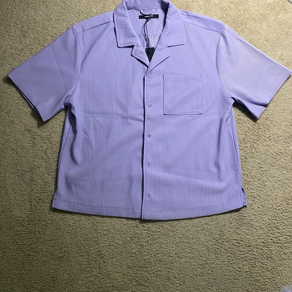 Men's Lavender Short-Sleeve Button-Down Camp Shirt